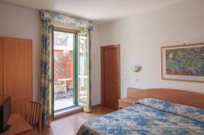 Отель Hotel Tirreno  Рим